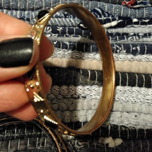 🍾HOST PICK🍾06/01/20 Set of 11 Vintage Bangles - Picture 4 of 13